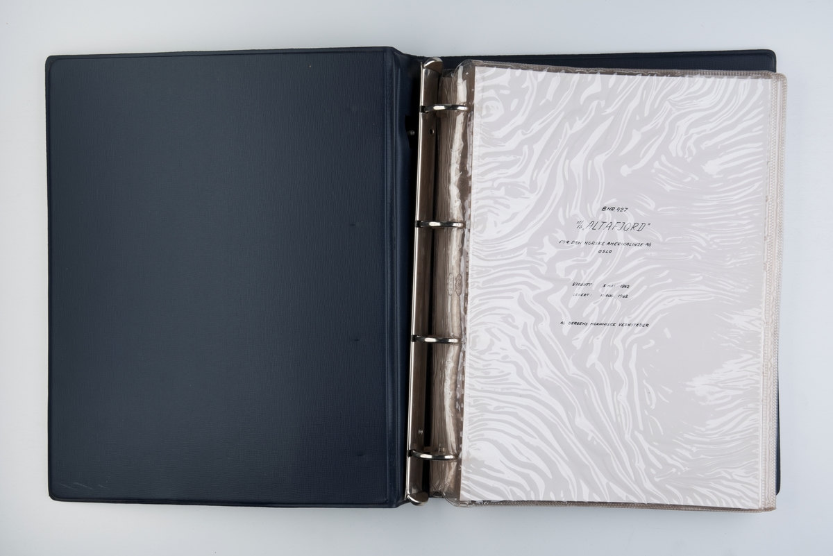 Album med fotografier fra sjøsettingen og prøveturen til M/S 'Altafjord' (b.1962) bygget ved Bergens mekaniske verksted