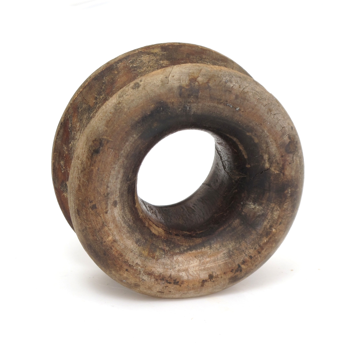 Ring av pokkenholt, dreid.
