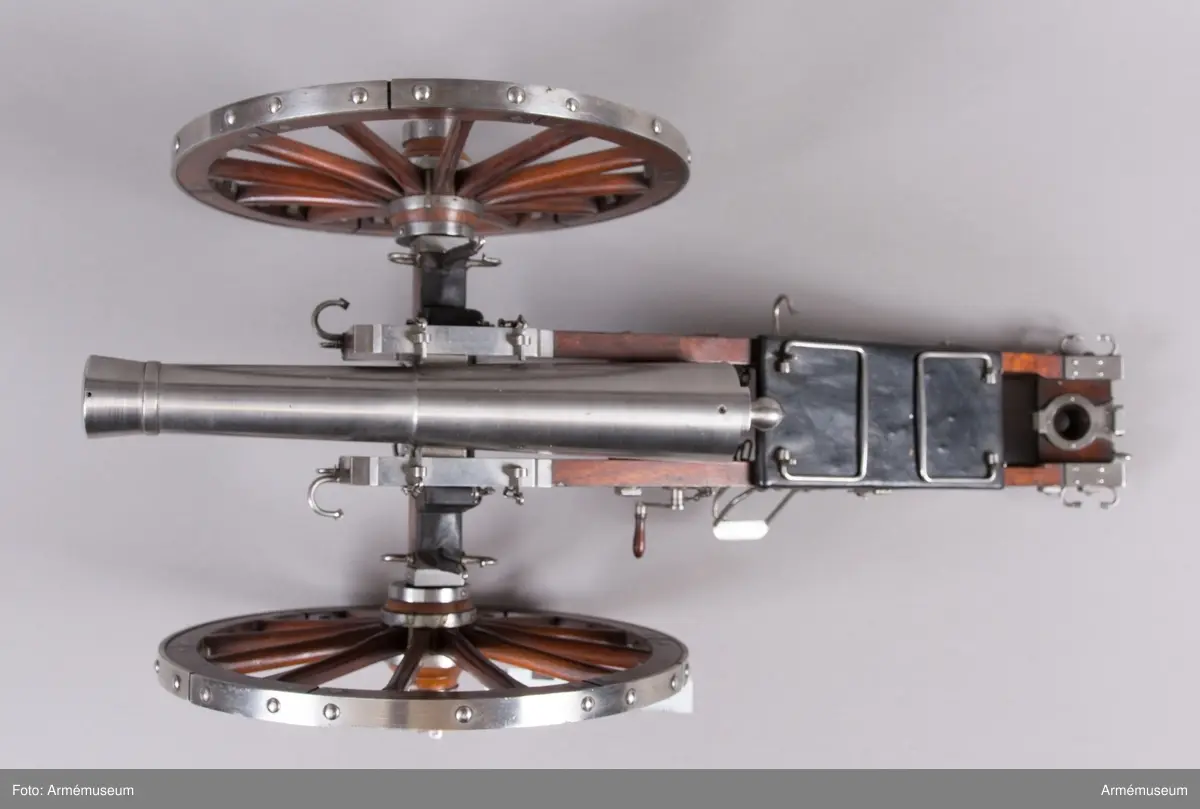Modell av 6-pundig kanon m/1804