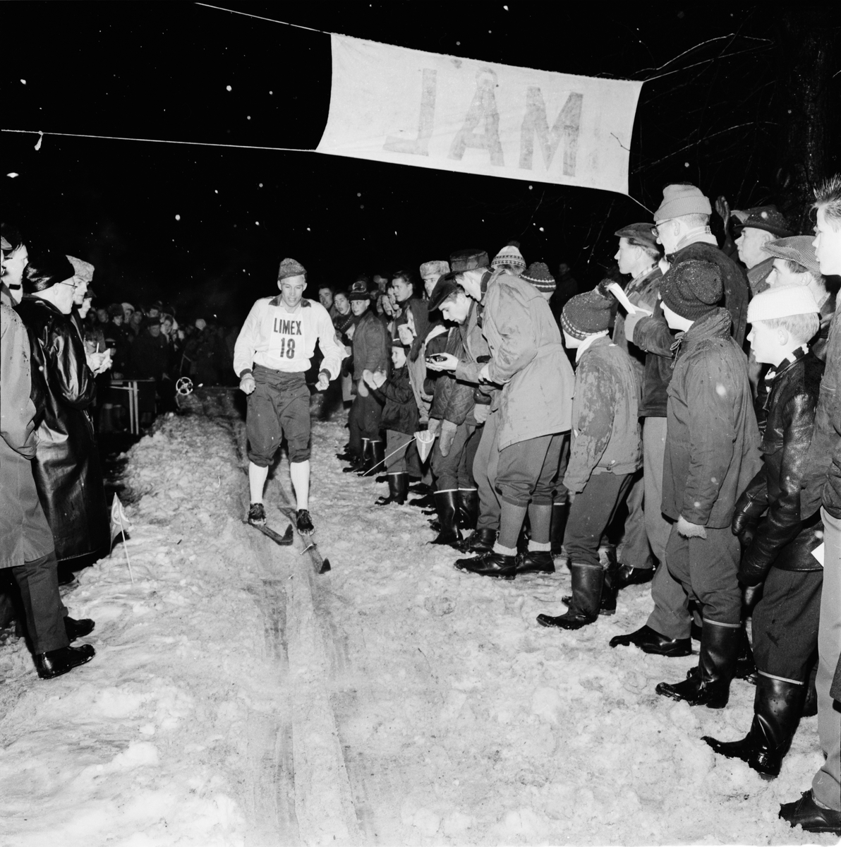 Skidåkning - "rafflande sekundstrid i Vasarundan", Uppsala 1962