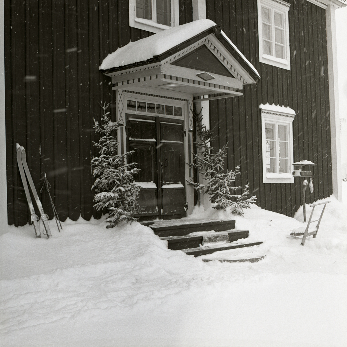 Brokvisten på Sunnanåker i vinterskrud, 1971.