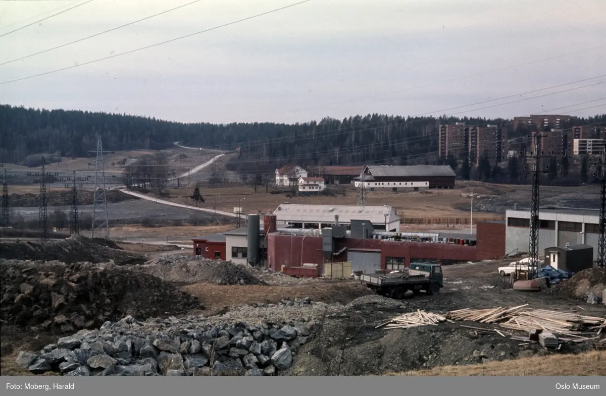 fabrikkbygning, kraftlinjer, kulturlandskap, Ellingsrud gård