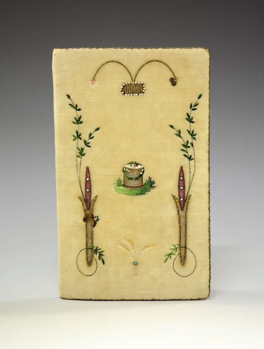 Overflødighetshorn, minnesmerke, gravstein