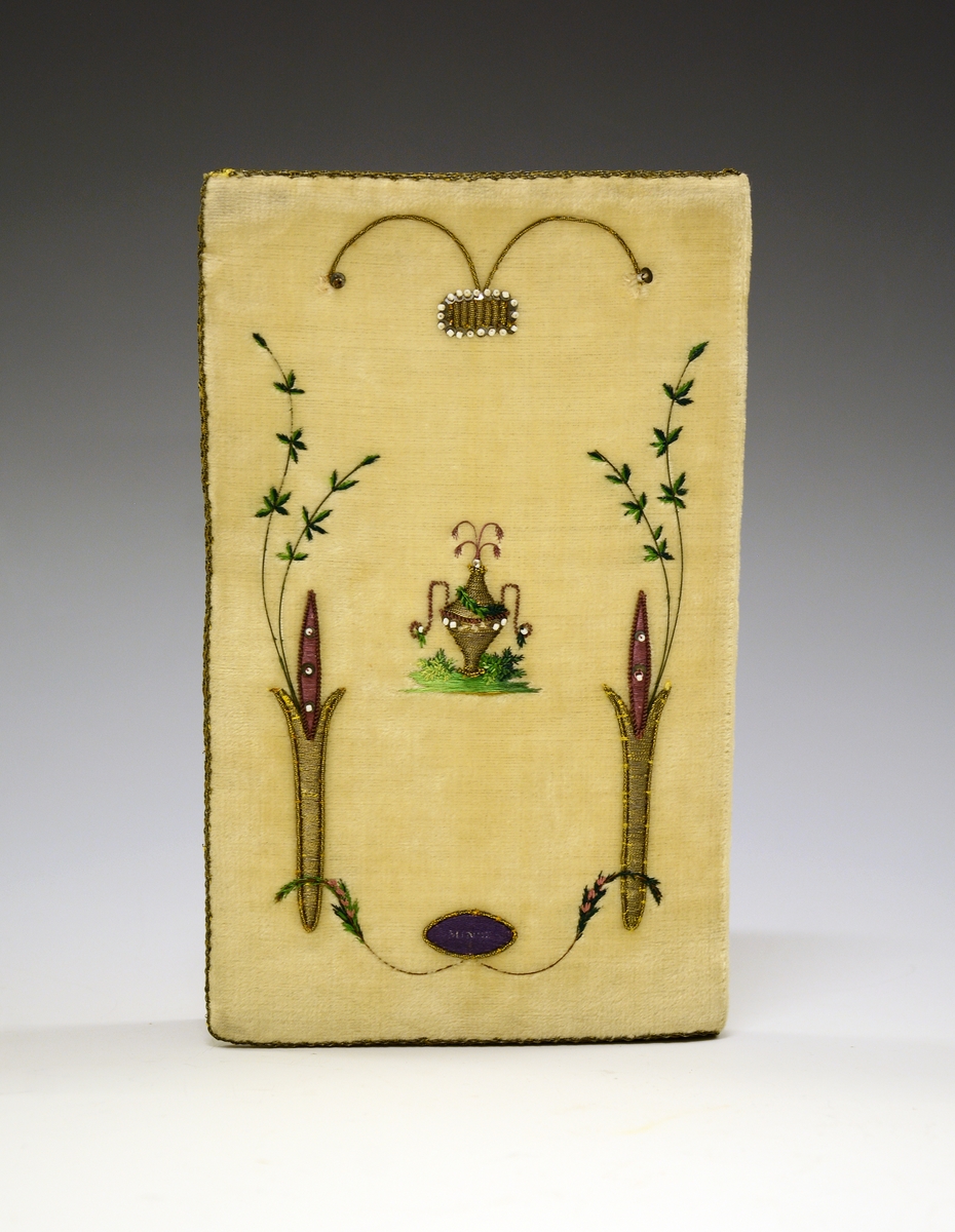 Overflødighetshorn, minnesmerke, gravstein