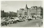 Stora Torget, Stadshuset samt Hirschska huset till höger, Sundsvall.