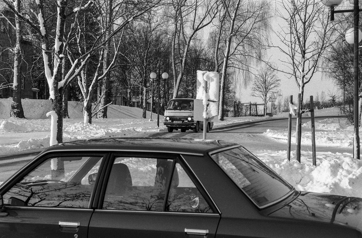 Trafikken i Ås sentrum.