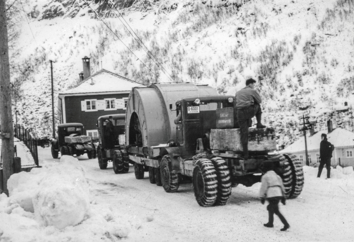 Transport av generator i samband med Mågeliutbygginga.