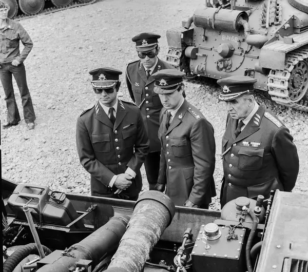 Södermanlands regemente. Regementet 350 år. Strängnäsdelen