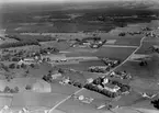 Flygfoto över Ås i Gislaveds kommun. Nr L 640.