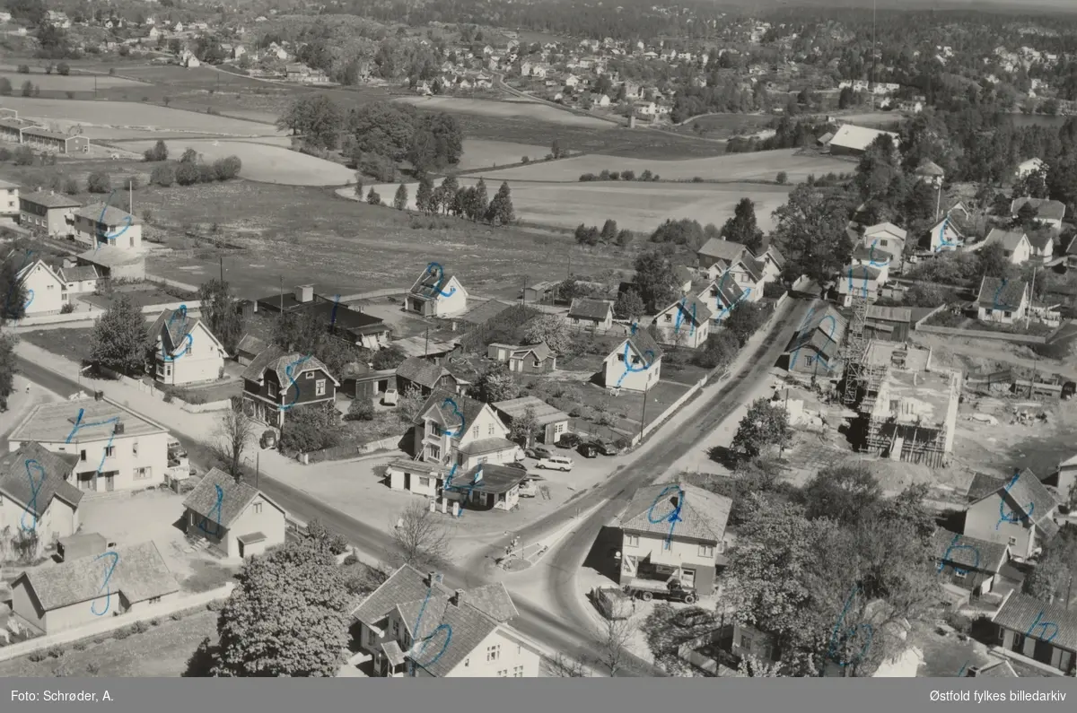 Flyfoto av boligområdet Høyden, på grensam ellom Rygge og Moss kommune  20 mai 1959.