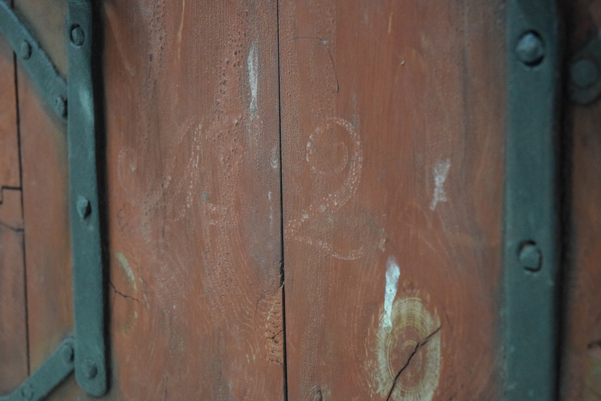 Brannsprøyte fra Sprøythuset på Røros. Sprøyta er merket "No 2"