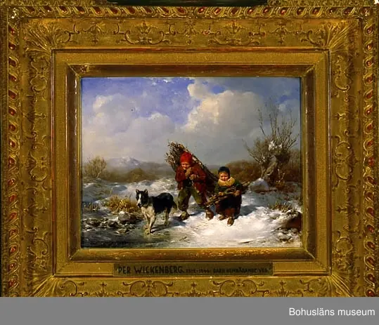Per Gabriel Wickenberg. Född i Sverige 1812, död 1846.
Barn hembärande ved, 1844.
21 x 31. Olja på träpannå.

MONTERING/RAMNING
Tjock pannå (1,5 cm) av ek med avfasade kanter. 
Rikt dekorerad förgylld träram. Pannån inpassad i en troligen återanvänd ram och därför tillpassad med extra list samt tillskurna vinkorkar. Ramen tillverkad av med narar förstärkta hörn. En mängd hål i ramen.
På ramen rester av två typer av pappersremsor. På pannån finns endast den övre av dessa två papperskvalitéer.  

UPPGIFTER PÅ BAKSIDAN
På ramens nedre del en längre, oläslig handskriven text med tusch.
Märke efter troligen tidigare sigill på pannån.
Siffrorna 12 och 4 antecknade på ramen.
Rest av dekorerad etikett med stämplat "V".

Övrig historik se JJ01