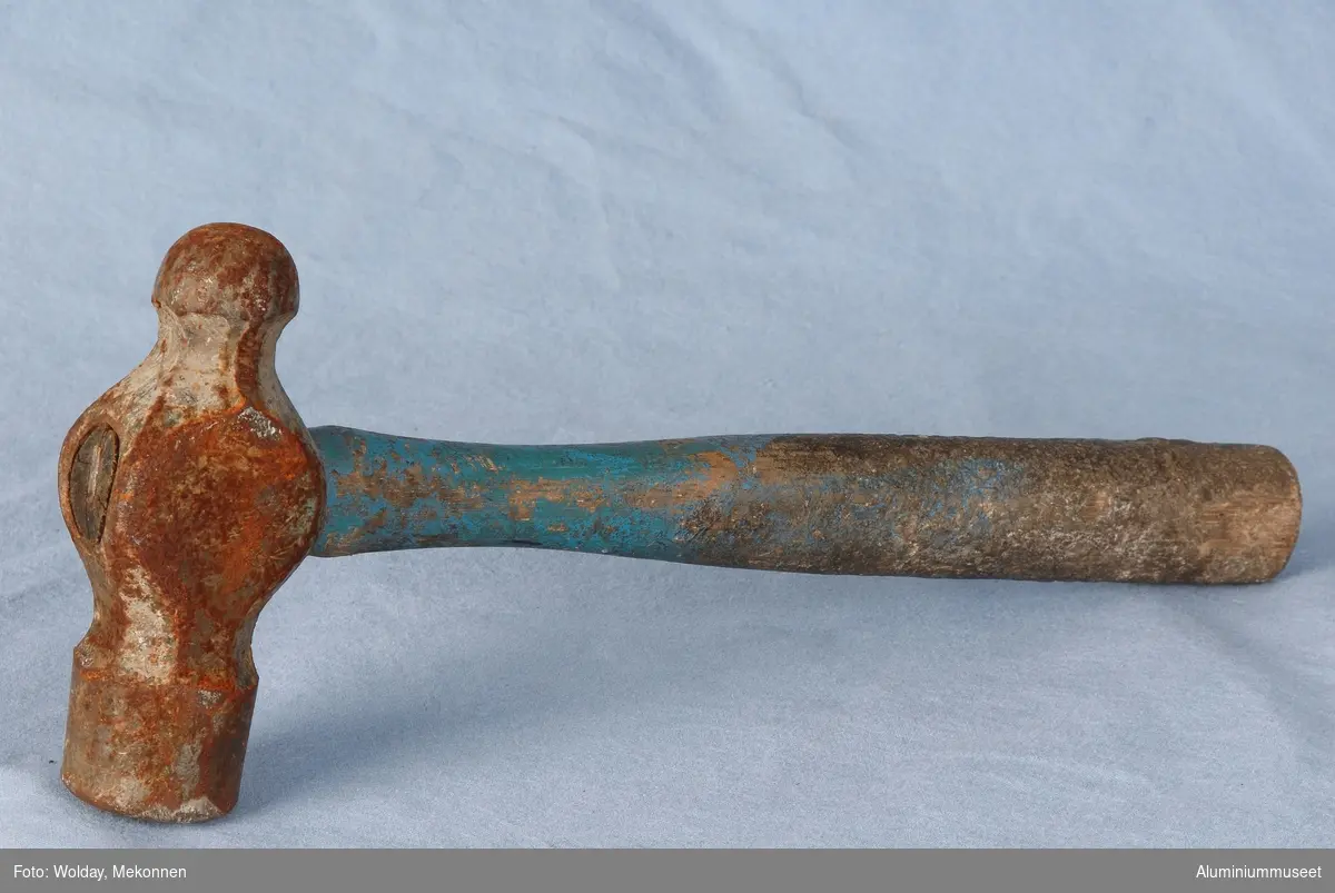 Gammel.  Godt brukt.


