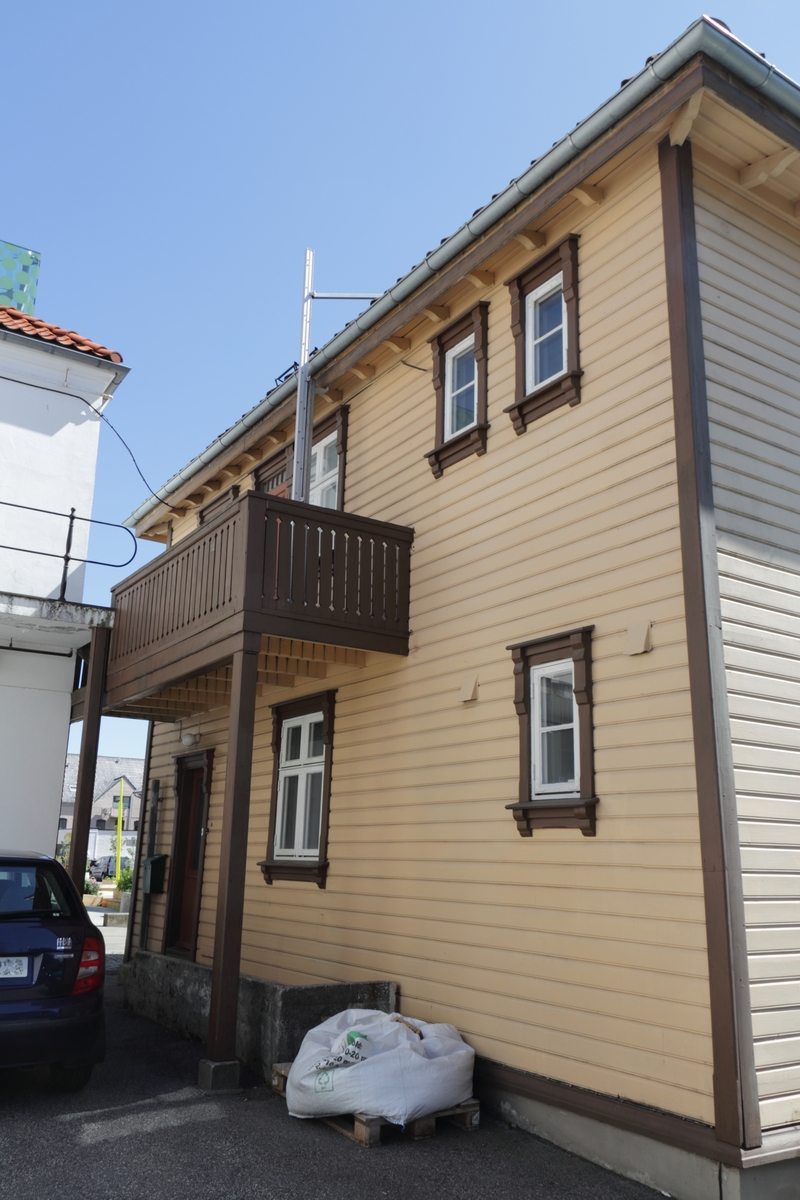 Møllemesterboligen, Krossen