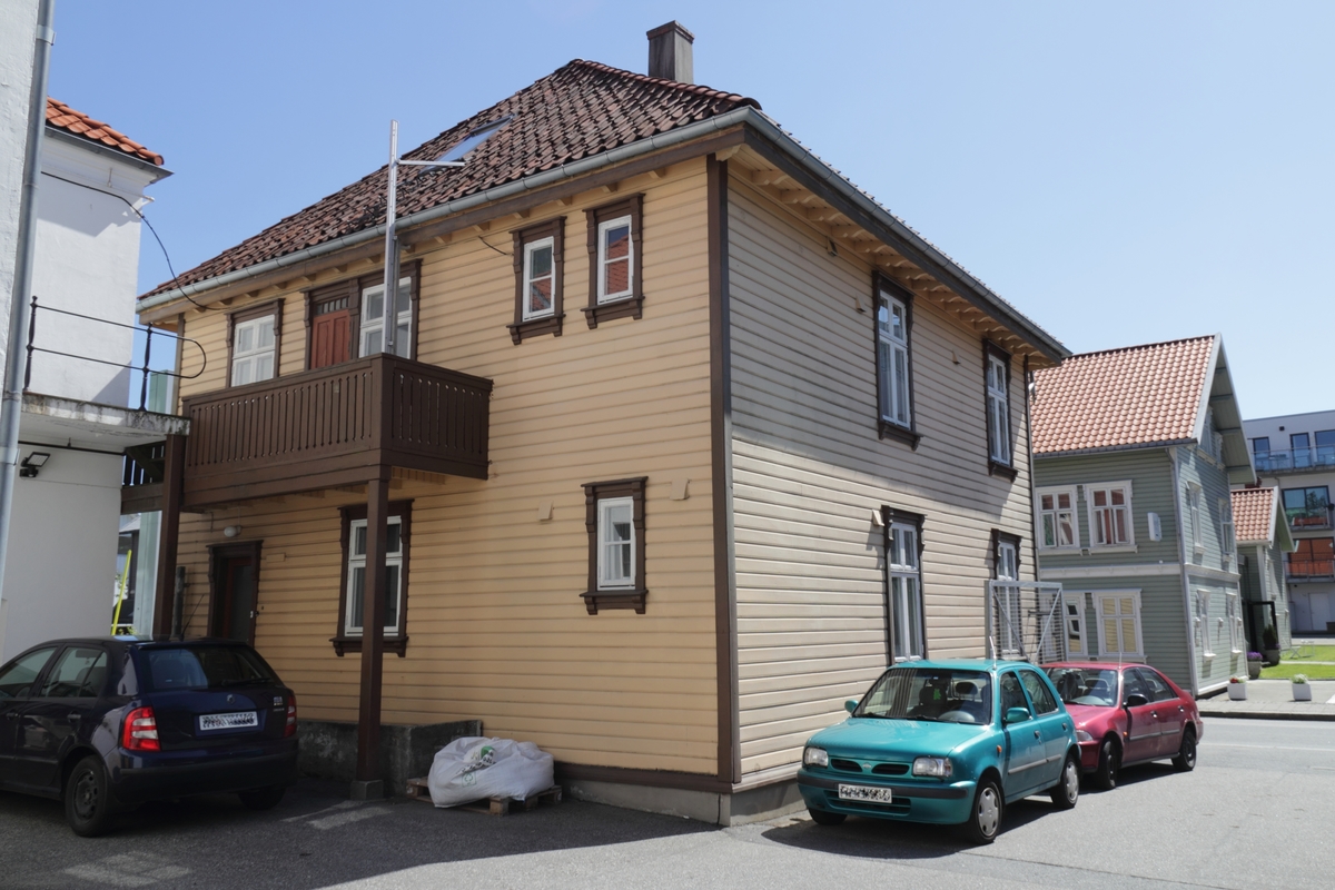 Møllemesterboligen, Krossen