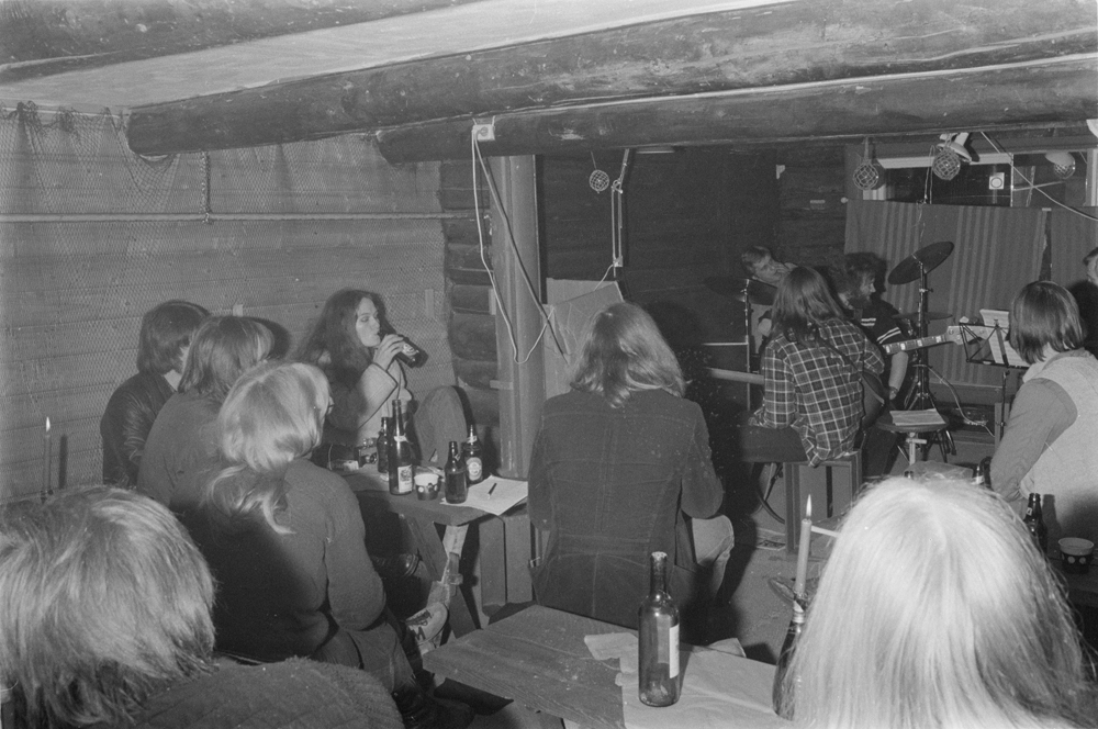 Mosjøen Jazzklubb tar i bruk Baadstøbrygga mars 1979.
Foto:Ragnar