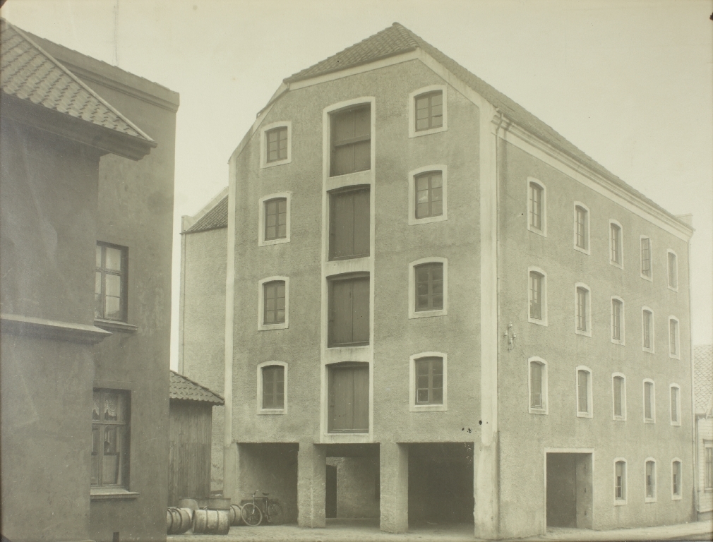 Jonas Øglænds lagerbygg og pakkehus for landbruksavdelingen i Gjesdalveien.