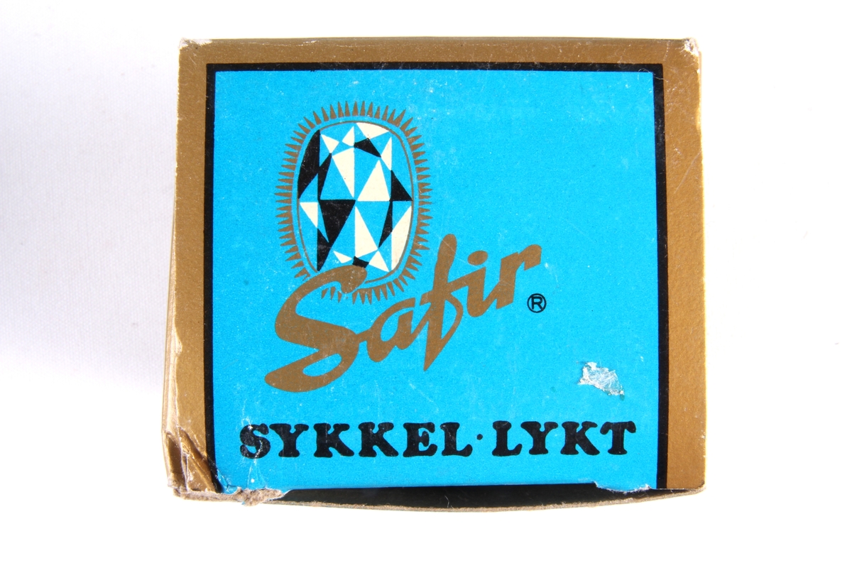 To originalemballasje til sykkellykt. Det er kun den ene som inneholder sykkellykt.