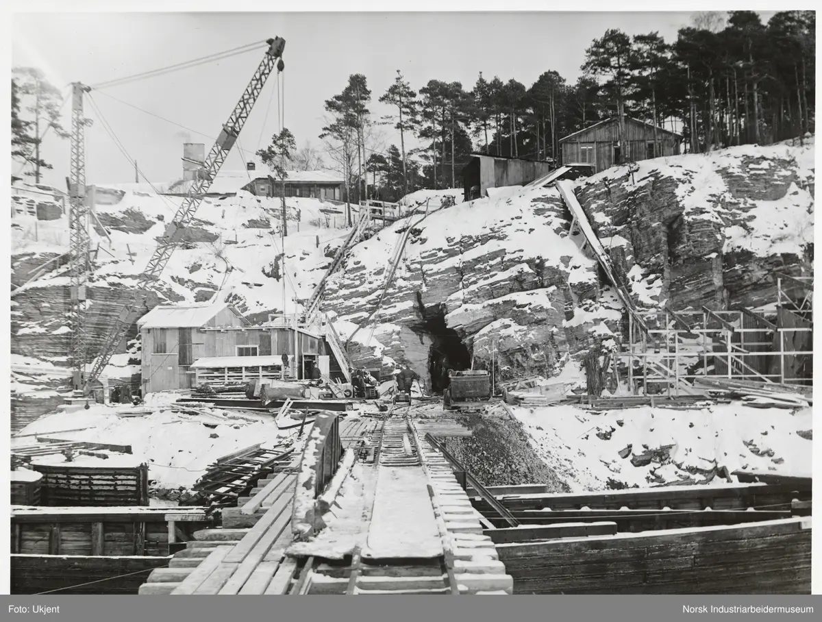 Havnebanen, tunnelinnslag ved kulltangen