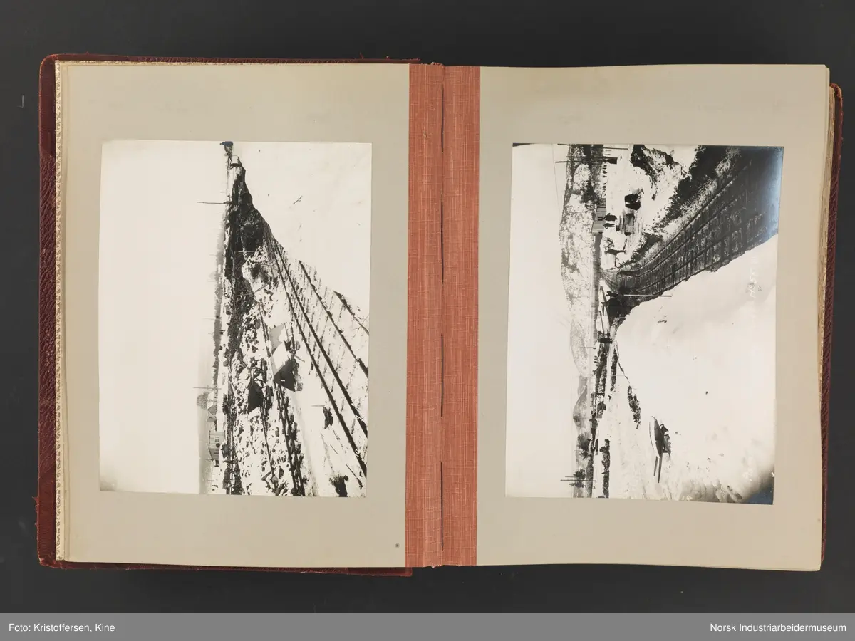 Fotoalbum med 88 sider og 164 innlimte fotografier fra Norsk Hydro på Herøya. Fotografiene viser starten av Eidanger Salpeterfabriker