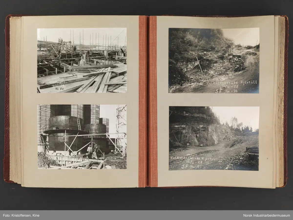 Fotoalbum med 88 sider og 164 innlimte fotografier fra Norsk Hydro på Herøya. Fotografiene viser starten av Eidanger Salpeterfabriker