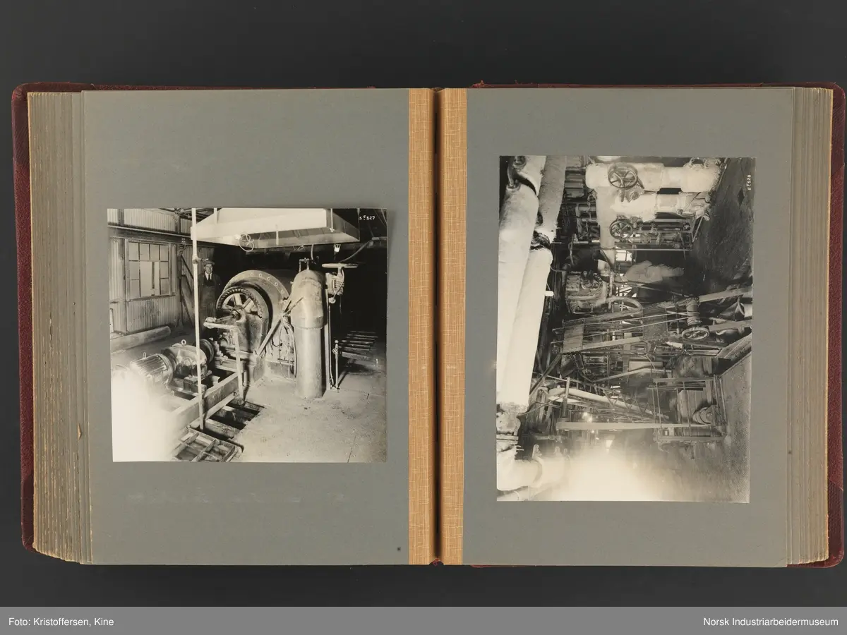 Fotoalbum med 88 sider og 116 innlimte fotografier fra Norsk Hydro på Herøya. Fotografiene viser starten av Eidanger Salpeterfabriker