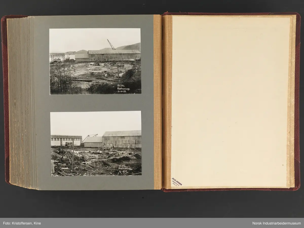 Fotoalbum med 88 sider og 116 innlimte fotografier fra Norsk Hydro på Herøya. Fotografiene viser starten av Eidanger Salpeterfabriker