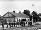 Hästveda station. Till vänster stins Revel 1896 - 1902