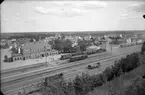 Skåne - Smålands Järnväg, SSJ och Halmstad - Nässjö Järnväg, HNJ. SSJ vagnar och HNJ DEWA motorvagn vid Värnamo station.