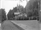 Troligtvis invigning efter breddningen till normalspår, år 1898.