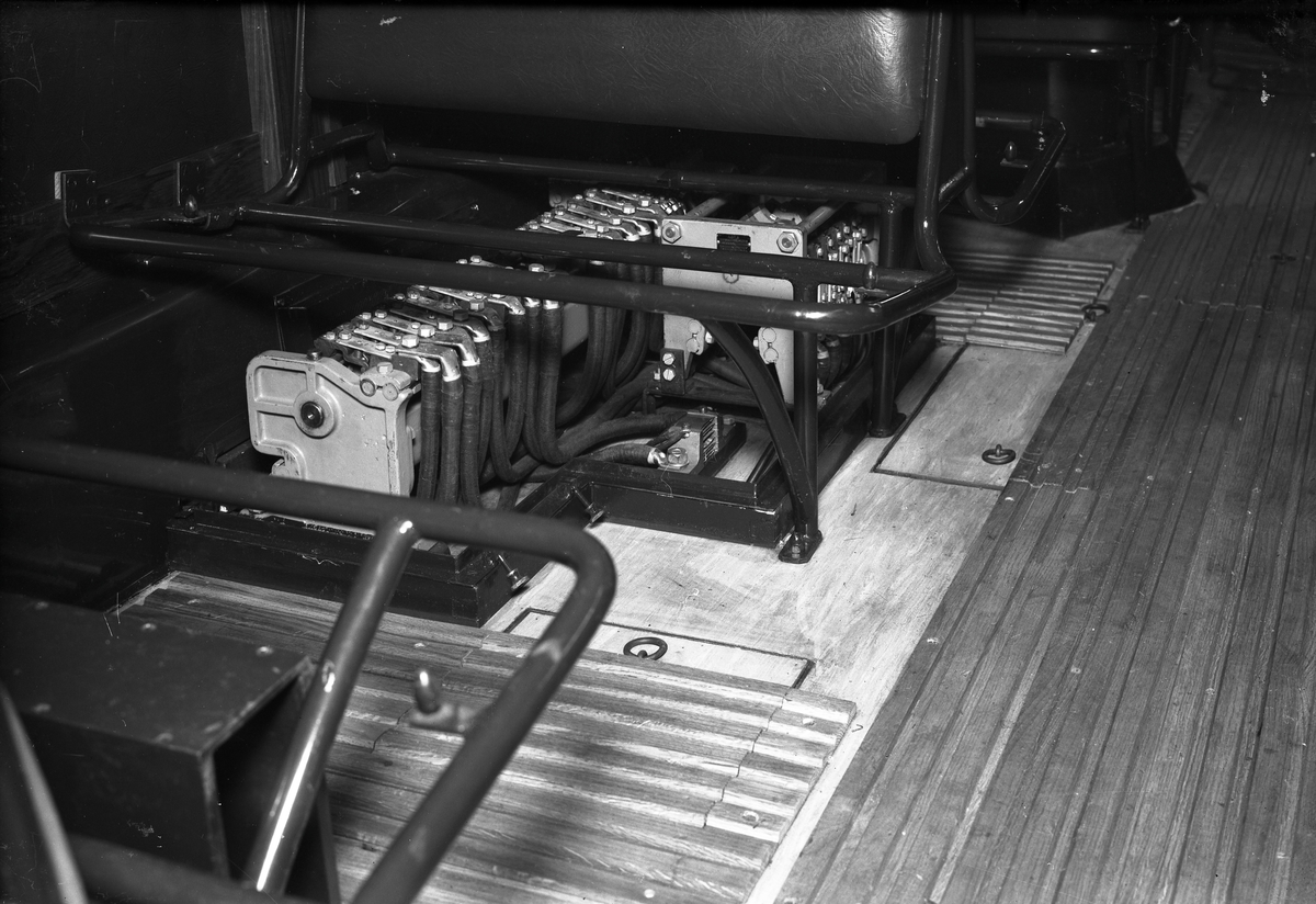 Motorvagn under byggnad