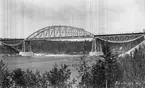 Den enda i sitt slag, sinuskurvad bro.. byggd 1893