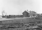 Statens Järnvägar, SJ lok A med tåg .Stationen togs i bruk 1890.