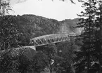 Järnvägsbro över Örekilsälven på linjen mellan Saltkällan och Munkedal.