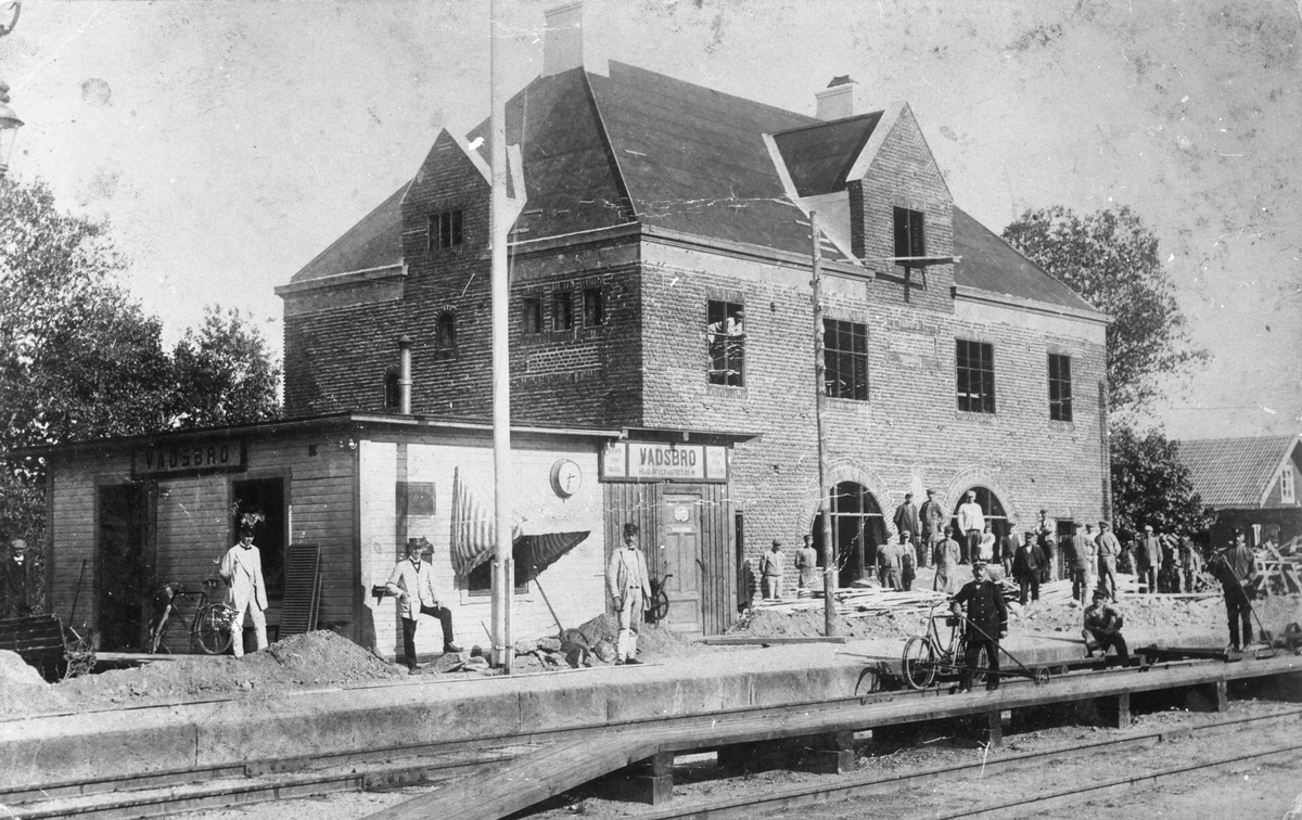 Vadsbro station.