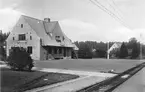 Stationen anlades 1914 och har sedan inte ombyggts.Tvåvånings tegelhus.