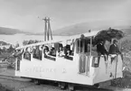 Bergbanans invigningståg.  Banan byggdes mellan åren 1908 och 1910. Detta var den första fasta förbindelsen upp till fjället.