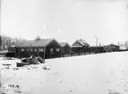 Stationen öppnades 1879. Stationshuset var då ett tvåvånings trähus med bostadslägenhet i övervåningen. 1917 byggdes ett nytt stationshus. Bangården har byggts om flera gånger. Elektriskt ställverk 1938.