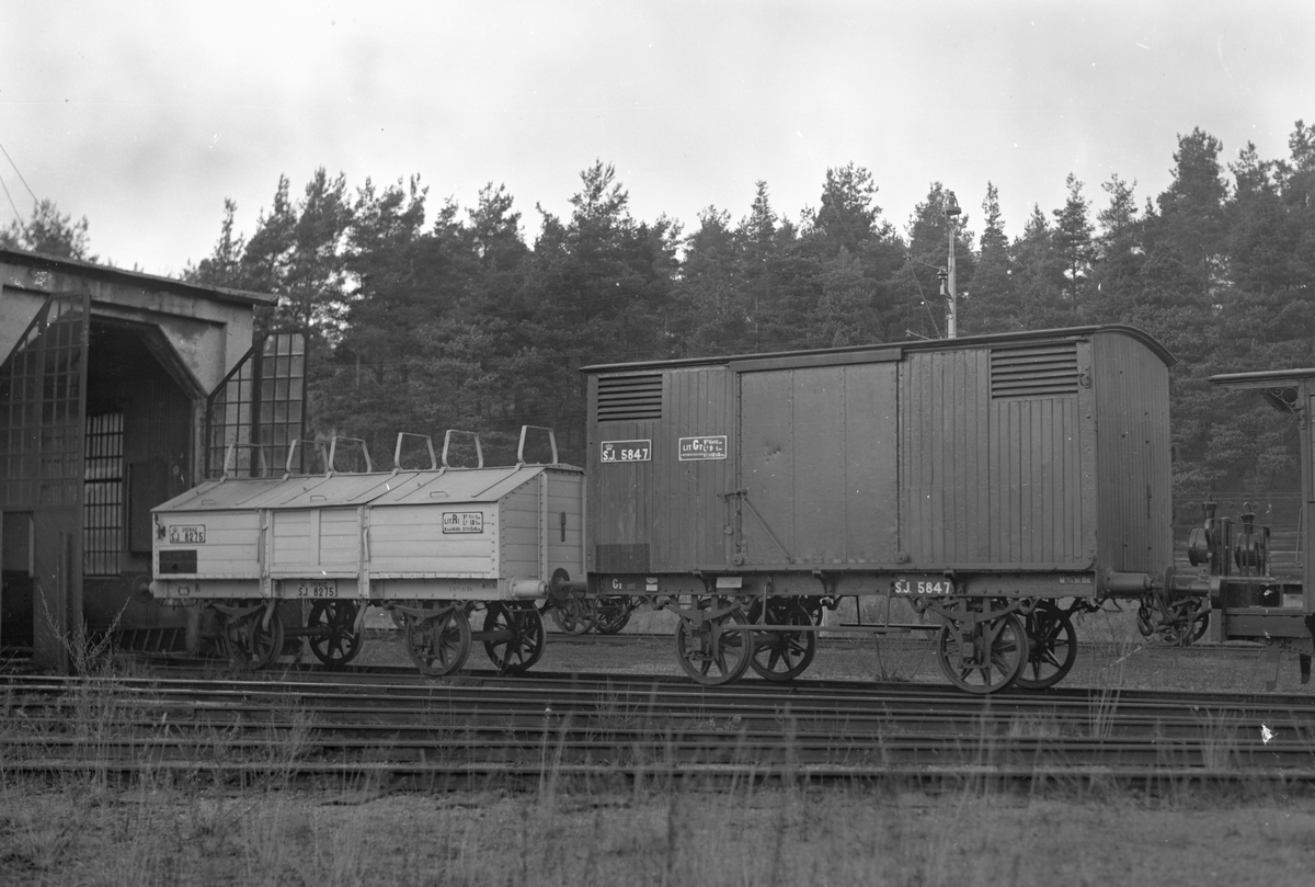 Kalkvagn R1 8275
Komplett vagn i gott skick. Saknar skyltar. 
EVN nummer: 43 74 3805 275-9
