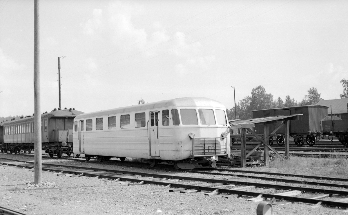 Nora Bergslags Järnvägs rälsbussläp, NBJ YCo2m 17.