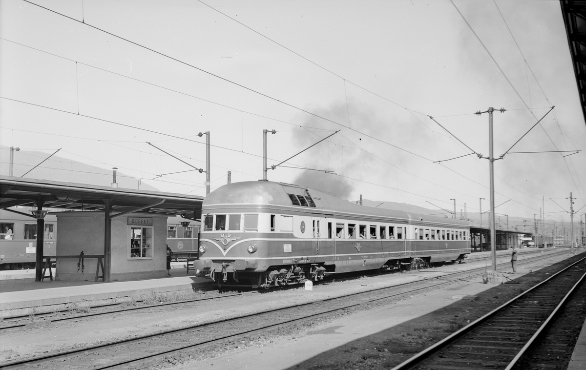 Villach Hbf. Österreichische Bundesbahnen, ÖBB  C 4 vt - C 4 vs  5045  01 - 6545.