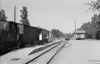 Stationen öppnades 1900 i samband med byggandet av järnvägen HKJ.
Stationen hade tre spår, lokstall med 6 m vändskiva. 
Lades ner 1972. Tåg anländer från Kvarnamåla.  Ånglok .
SJ W8t 4038. Loket tillverkades 1905, skrotades 1954. På bilden syns också en G-vagn HKJ.