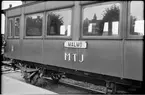 Bild tagen vid Trelleborgs övre. Del av MTJ personvagn. En gammal tredjeklassvagn tillhörandes Malmö - Trelleborgs Järnväg.