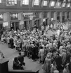 Stockholms Central. Stora hallen i Juli 1950.