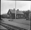 Jokkmokk station. Stationen anlagd 1936. Längst till höger syns minnesstenen över inlandsbanans avslutande.