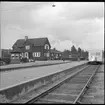 Sorsele station. Hilding Carlsson rälsbuss på spåret.