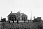 Böringe - Östratorps Järnväg, BÖJ,  Jordberga järnvägsstation.
Lok till vänster byggt år 1890 på motorboggi från ångvagn NoH 1884 Lok 3. 
Till höger BÖJ nr 2 