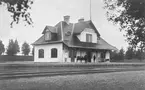 Stationshuset uppfördes omkring 1900. Huset har sedan ej genomgått någon större ombyggnad