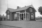 ROJ ,Ruda - Oskarshamns Järnväg
Station anlagd 1905. Envånings stationshus i trä, byggt i vinkel. Mekanisk växelförregling, kontrollås