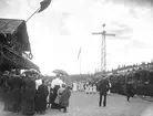 VLB invigning Bengtsfors
Namnändrad från BENGTSFORS till BENGTSFORS VÄSTRA. Åter till BENGTSFORS? i Js namnlista finns enbart BENGTSFORS. Stationen anlades 1895. Stationshus i en och en halv våning i trä. Expeditionslokaler och bostadslägenhet restaurerades 1948.